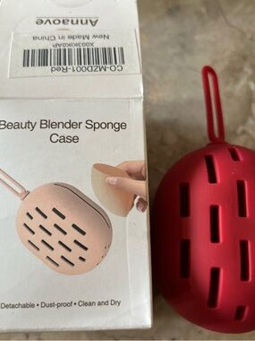 Anna Red Beauty Blender Sponge Case with Loop. Red.